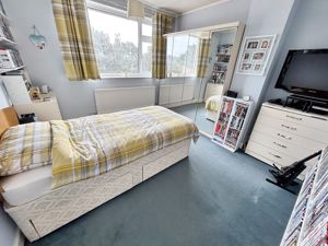 Bedroom- click for photo gallery